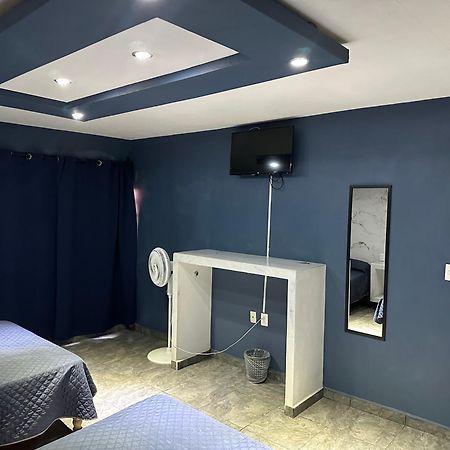 Hotel Calzada Ла-Барка Экстерьер фото