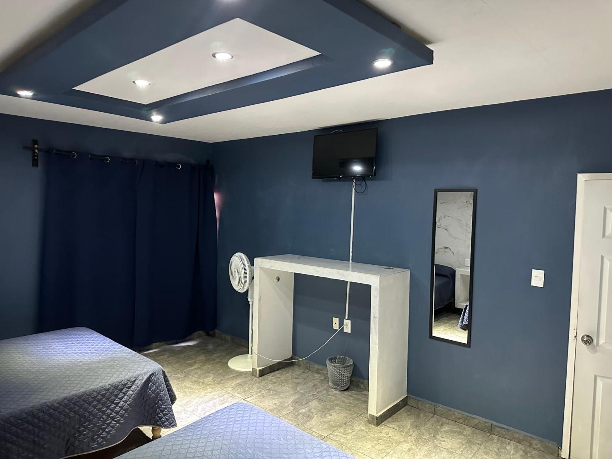 Hotel Calzada Ла-Барка Экстерьер фото